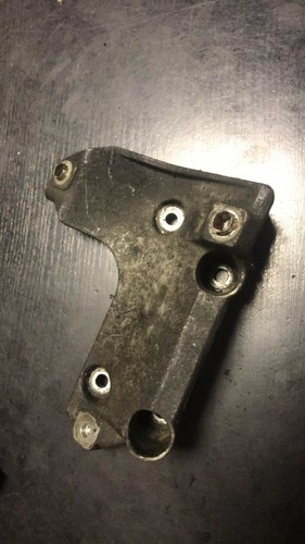 BMW 3 E90 2009 KLIMAKOMPRESSOR HALTERUNG 7505980