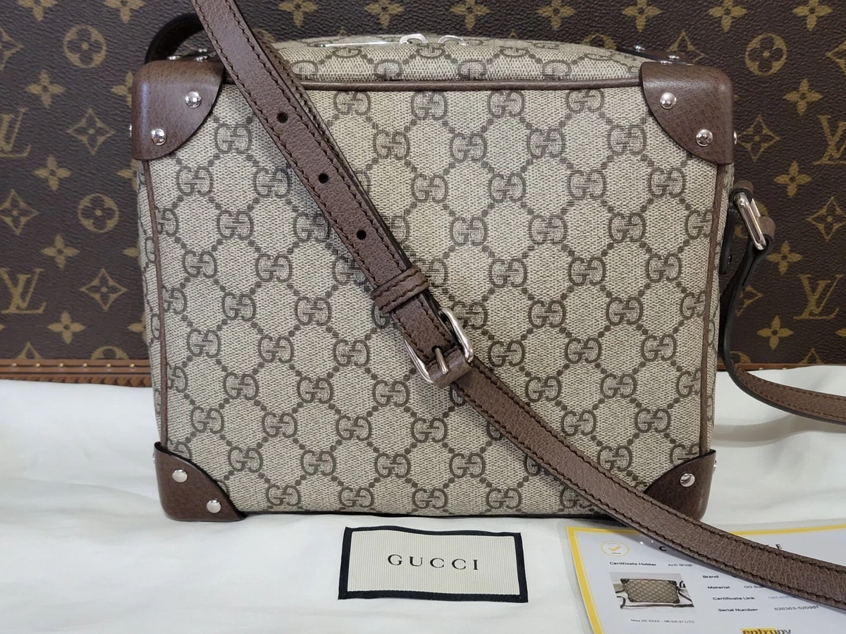 GUCCI GG Supreme Square Messenger Bag Black 474137