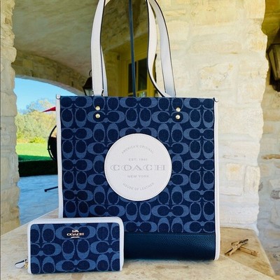 Coach Dempsey Tote Denim Signature 