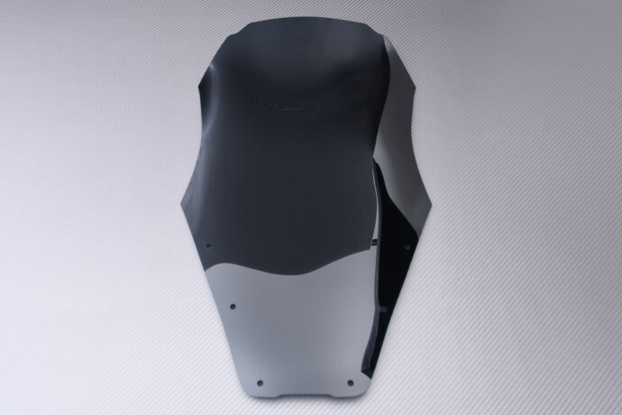 Parabrezza noir Yamaha TDM 850 4TX réduisant la fatigue aérodynamique sur autoroute