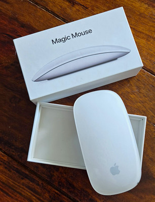 Apple Magic Mouse Tast-/Multitouch-Maus Weiß/Silber mit Originalverpackung