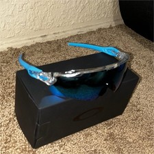 Oakley Radar