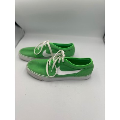 Nike Toki Low Canvas Lucky Green White Sneakers 555272-313 Mens Size 11