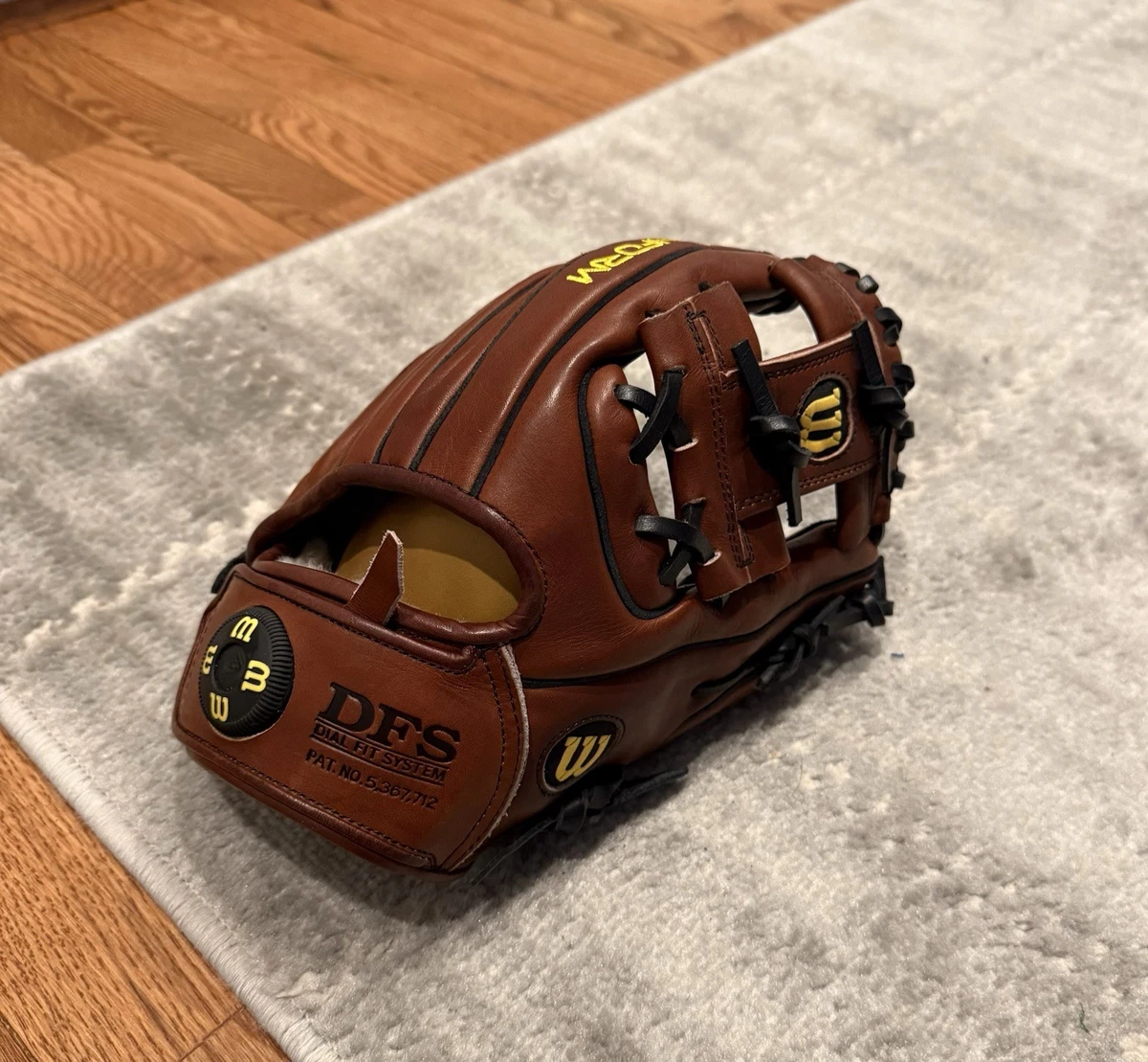 Wilson 内场棒球和垒球手套| eBay