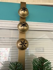 Jingle Bells Gold 15" Wreath hanger with Bells Over the Door - Christmas