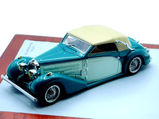FIGURES 1/43 SET 242 LES BUGATTI VROOM FOR LUXCAR CHROMES MCM