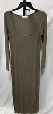 Elodie Ribbed Green Longsleeve Maxi Dress- Size M