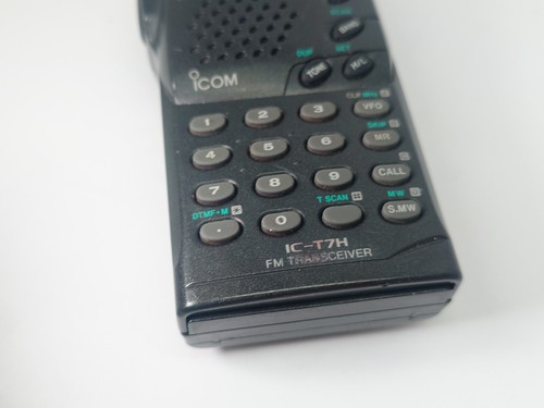 ICOM IC-T7H DUAL BAND FM Transceiver used working - Zdjęcie 6 z 7