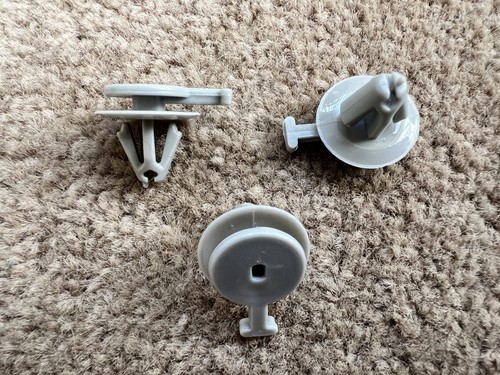 FITS ALFA ROMEO A-PILLAR MOULDING POST WINDSCREEN EXTERIOR PLASTIC TRIM CLIPS - Picture 3 of 9