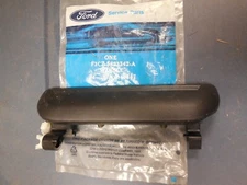 NOS 1991-1993 Ford Escort Outer Door Handle LH F1CZ-5823342-A