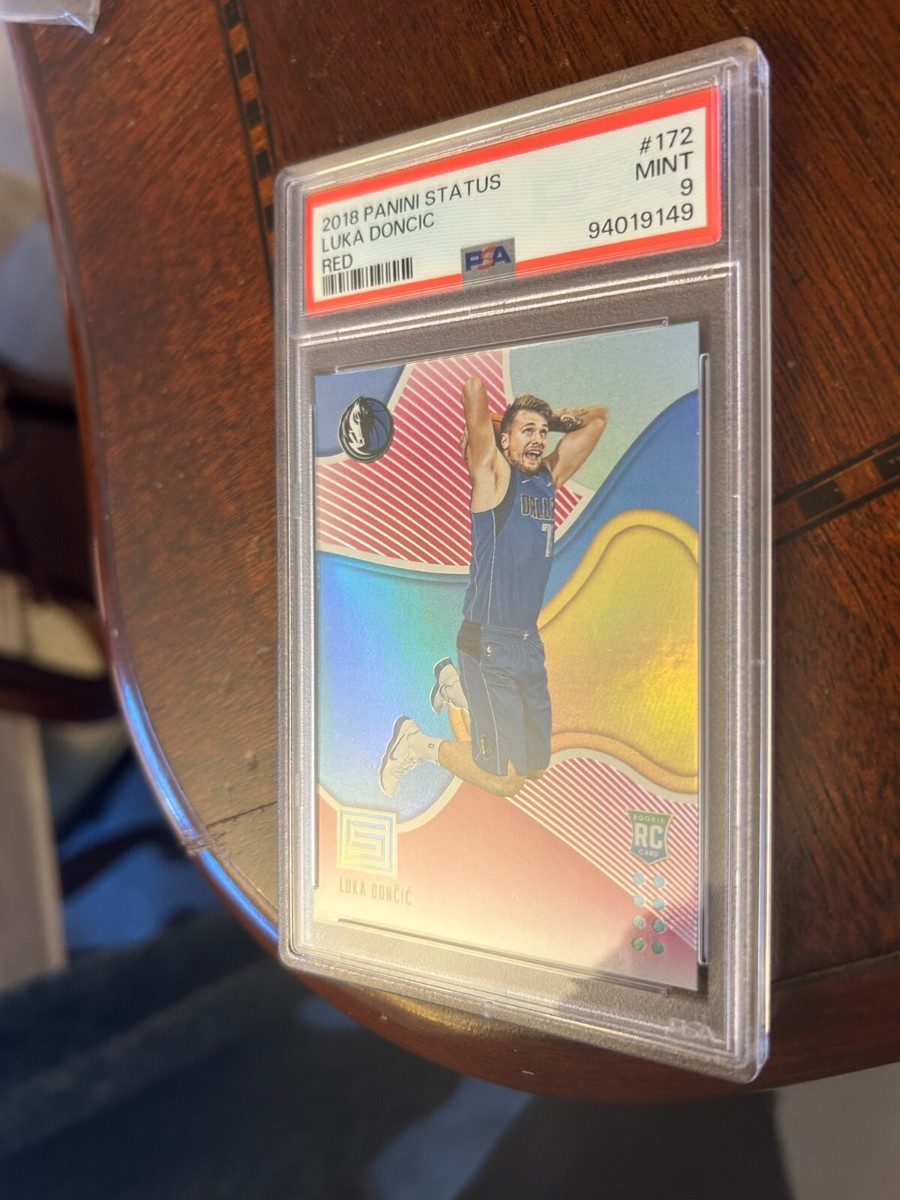 その他 LUKA DONCIC STATUS RC 2018 PSA9 2018-19 Panini Status #122 Luka Doncic - Rookie RC - PSA 9