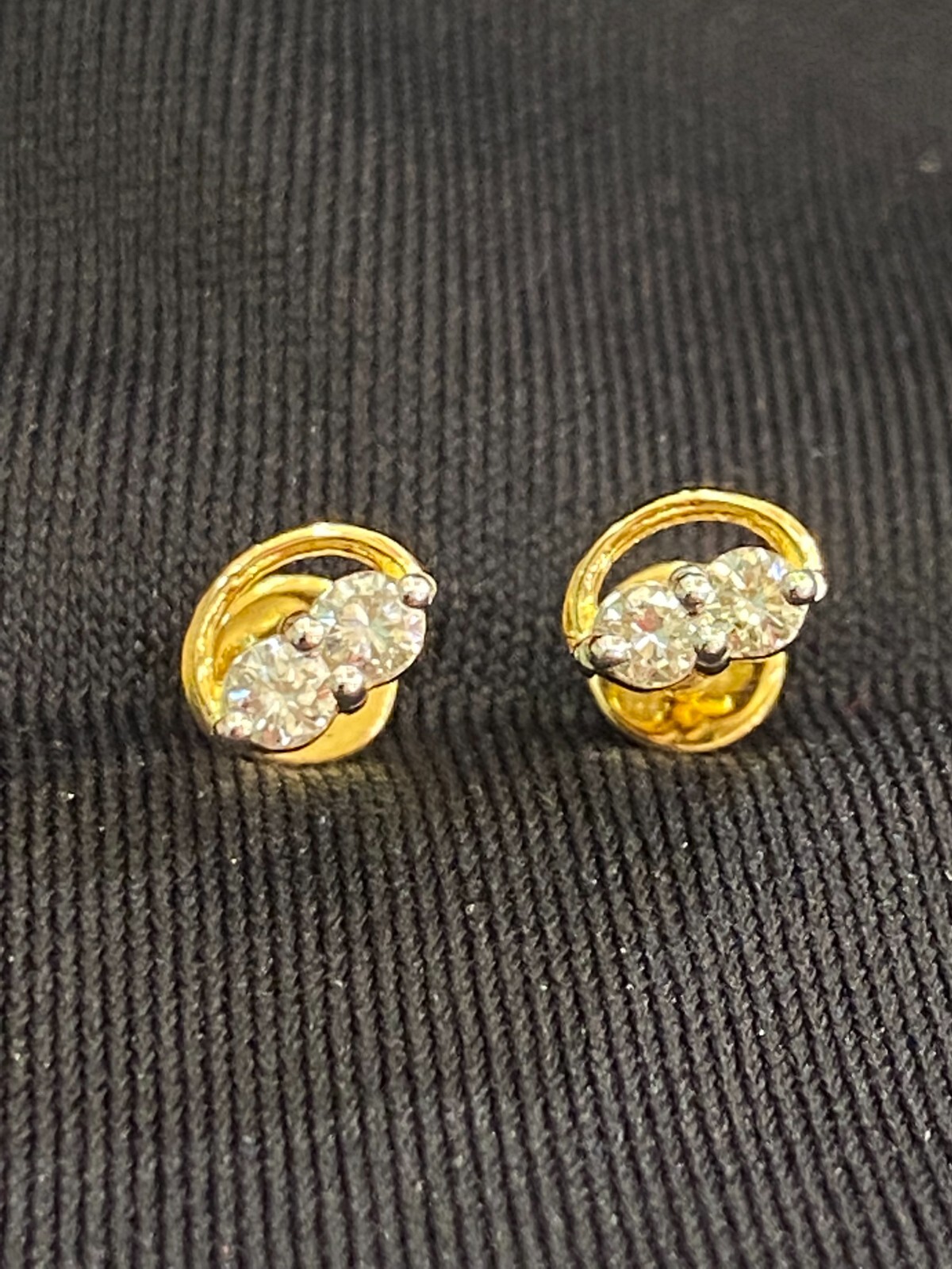 Pave 0.26 Cts Round Brilliant Cut Natural Diamonds Petite Stud Earrings 18K Gold