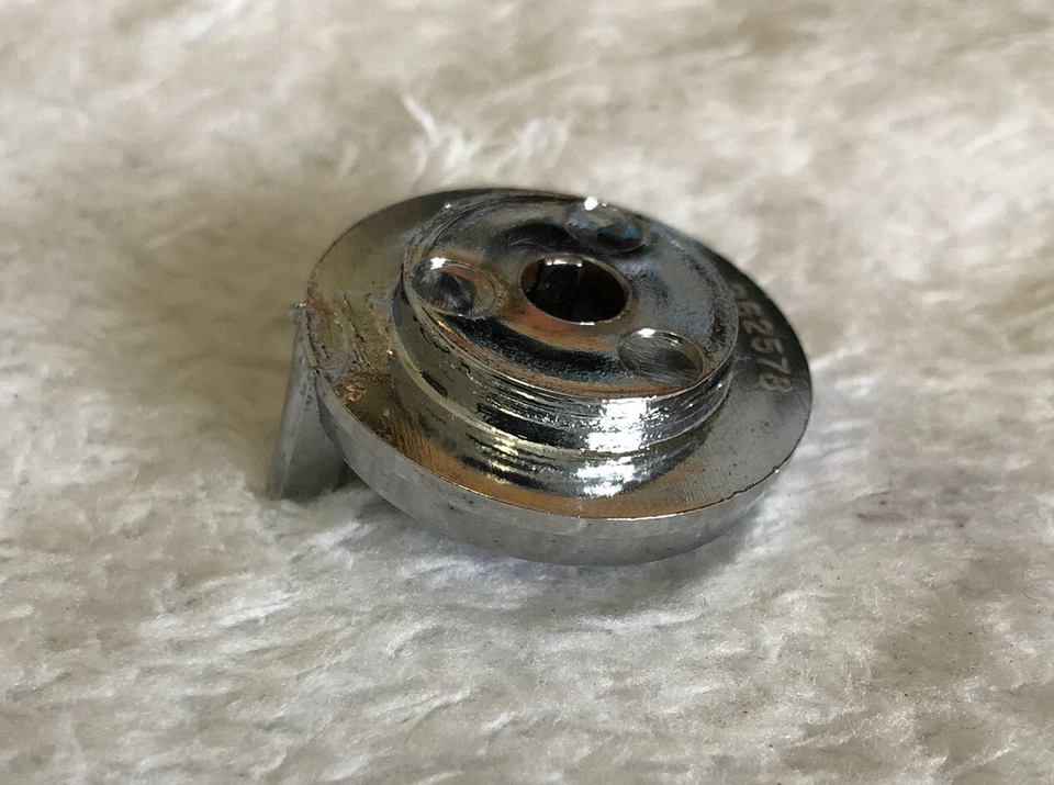 ¡¡NUEVO RARO!! GM 1976-1987 Chevrolet Chevette cromo perilla de radio # 362578 ¡¡BONITO!!! Foto 3 de 4