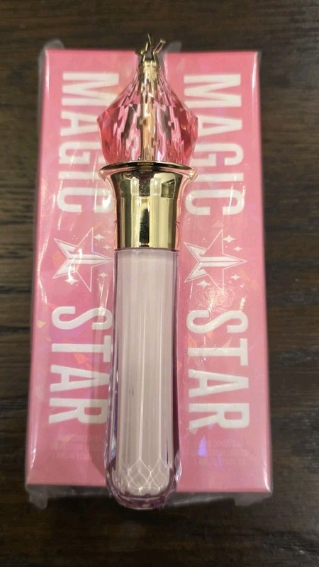 New in Box Set of 2 Jeffree Star Cosmetics MAGIC STAR Liquid Concealer C2