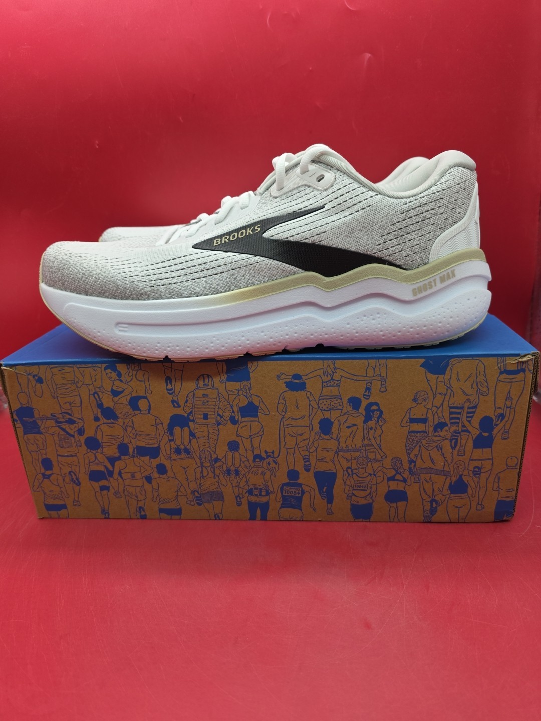 Size 12 - Brooks Ghost Max 2 White Pelican thumbnail 3