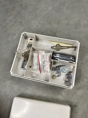 Vintage Singer Sewing Machine Accessory Case with Flexi-Stitch Cams and Presser 
