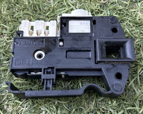 INDESIT IWDC6125 Waschmaschine Türschloss 160026578