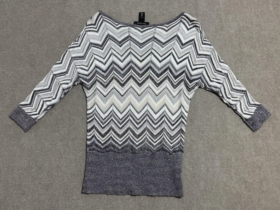 Suéter para mujer White House Black Market pequeño Chevron metálico manga 3/4 tejido Foto 2 de 4