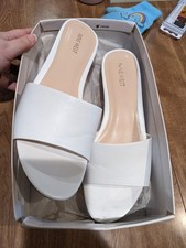 Nine West Sandals / Dress Shoes 9.5 M Women's White Corkwood & Leather Top