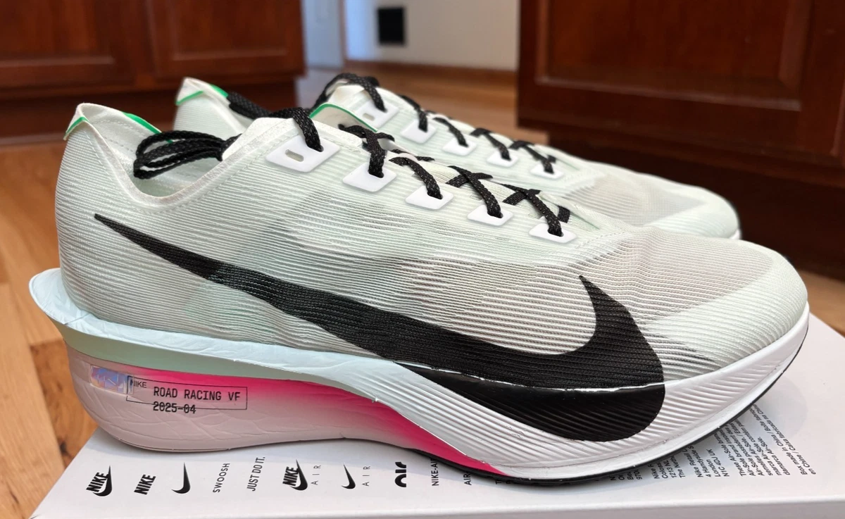 Las mejores ofertas en Nike ZoomX Vaporfly Next% Black | eBay