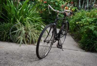 schwinn single speed bicycle Amazon.com : Schwinn Kedzie Single-Speed Fixie Road Bike, Lightweight Frame  for City Riding,28 inches, Blue : Sports & Outdoors
