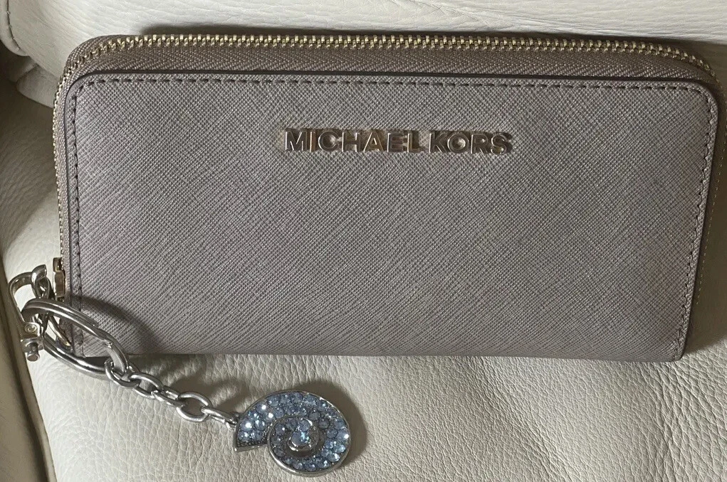 Taupe michael kors wallet Outlet