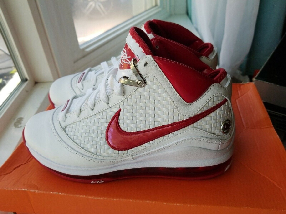 スニーカー Nike Air Max LeBron 7 'White Black Red' Varsity Red 2010 Size 9.5 - Nike Air Max LeBron VII NFW White Varsity Red