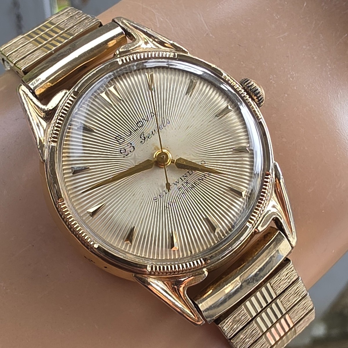 Vintage BULOVA 23“K” men's automatic watch 10K RGP sunburst dial