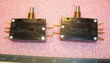 QTY 1 DAJ UNIMAX SNAP-ACTION MICROSWITCH W/ PLUNGER DPDT 15A 125V/250V NOS