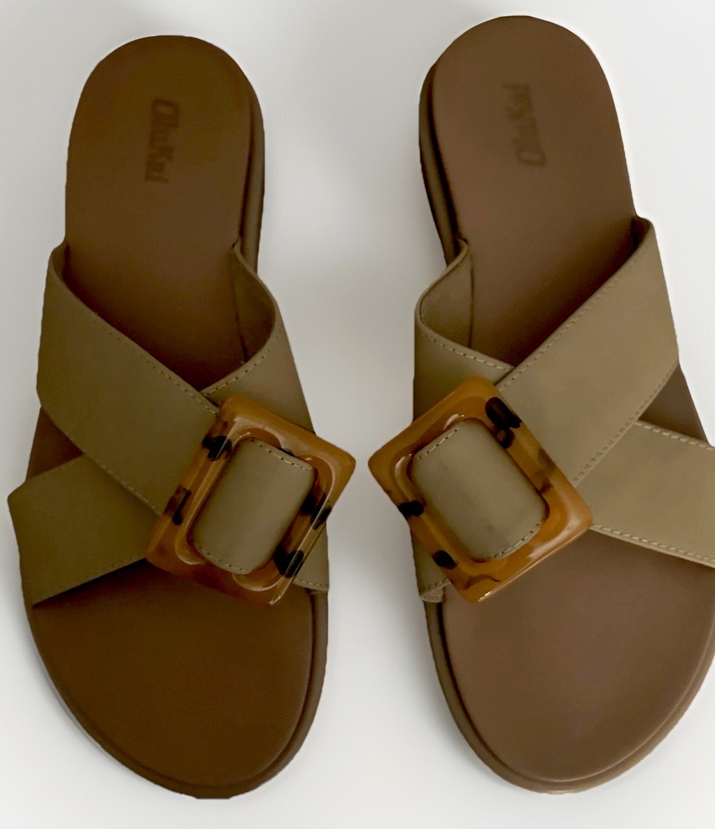 OluKai Beige Faux Leather Slide Sandals Buckle Accent Women's US 9 Standard