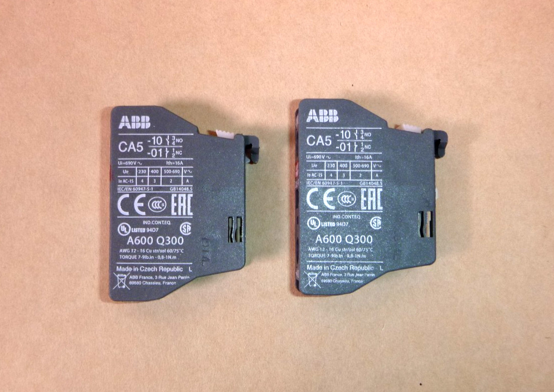 (Lot of 2) ABB CA5-10 Auxiliary Contacts Front Mount Blocks, Screw Clamp, 1NC
