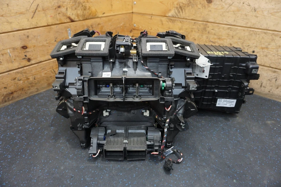 HVAC 气候控制组件 64119201781 64119241196 Ghost Series I Rr4 2010 — 第 2/4 张图片