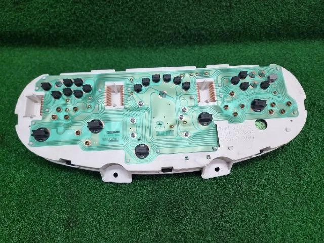 Chevrolet Magnus Classic L6 2005 2 grupos de instrumentos 96423015 Foto 2 de 4