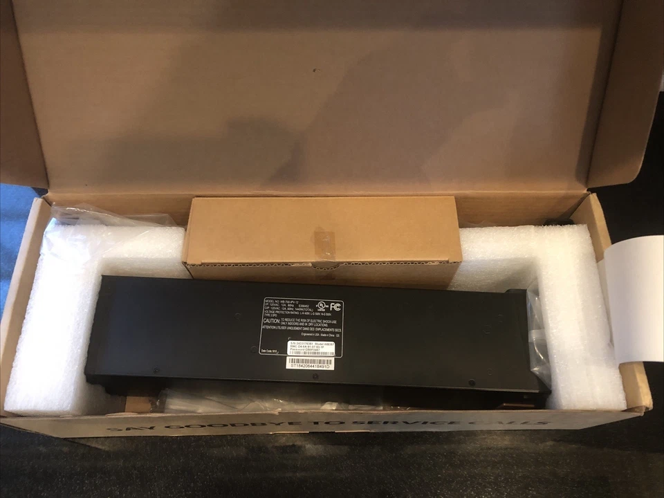 Watt Box WB700-IPV 12 700 Series 12-Outlet IP Power Conditioner New in Box - Image 2 of 3