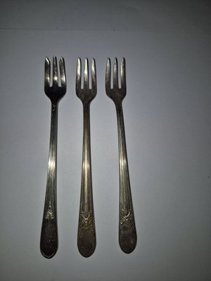 Lot Of 3 Int'l Silver BELOVED 1940 WM Rogers Cocktail Seafood Forks TT11