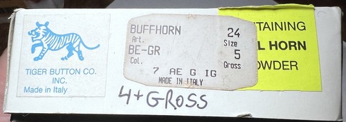 Beige Grey Swirl Buttons, 4 Hole Buffalo Horn Buttons, Aprox. 4 Gross, Italy NOS - Picture 4 of 4