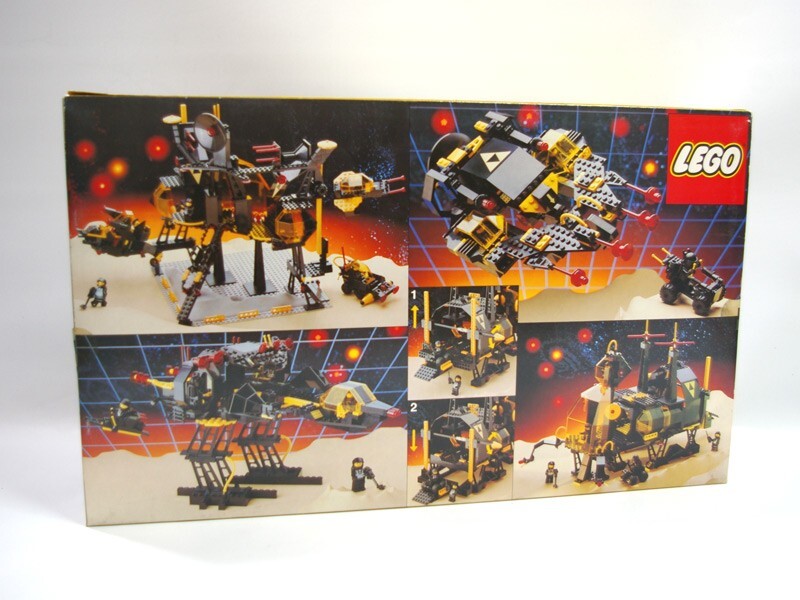LEGO Space Classic Blacktron 6987 Message Intercept Base Original