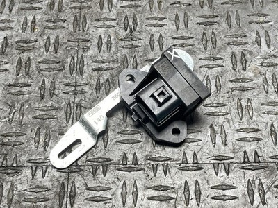 2011-14 Ford Mustang GT Fuel Pump Driver Module 294