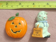 Lot of 2 CUTE Halloween Brooch Pin Ghost Trick or Treat, Jack o Lantern Pumpkin