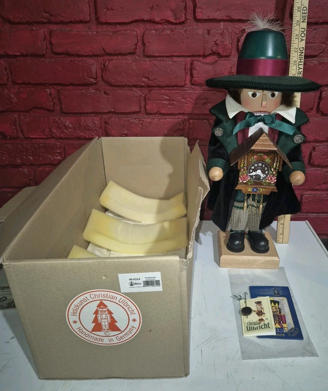 Christian Ulbright Black Forest 18" Numbered Clockmaker Nutcracker /No Key Boxed
Opens in a new wind