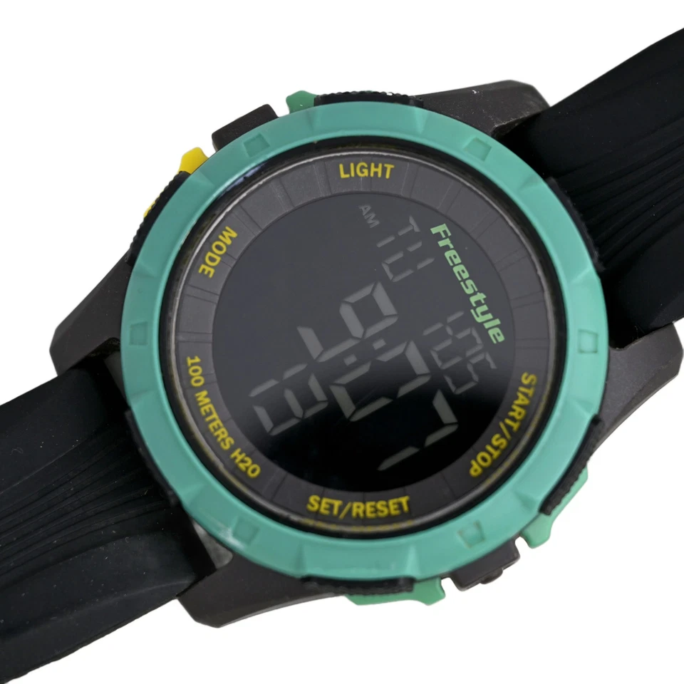 Freestyle 数字运动手表黑色蓝绿色表圈 100 米 WR 橡胶表带功能 — 第 2/4 张图片