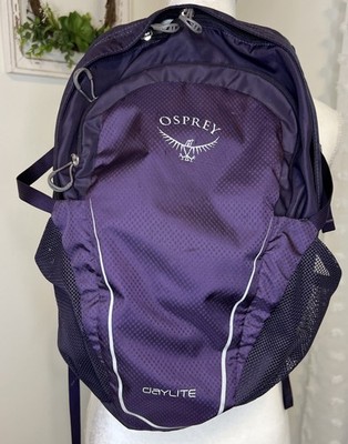 Osprey Daylite Hiking Travel Backpack with H2O Pocket Zip Purple Lightweight