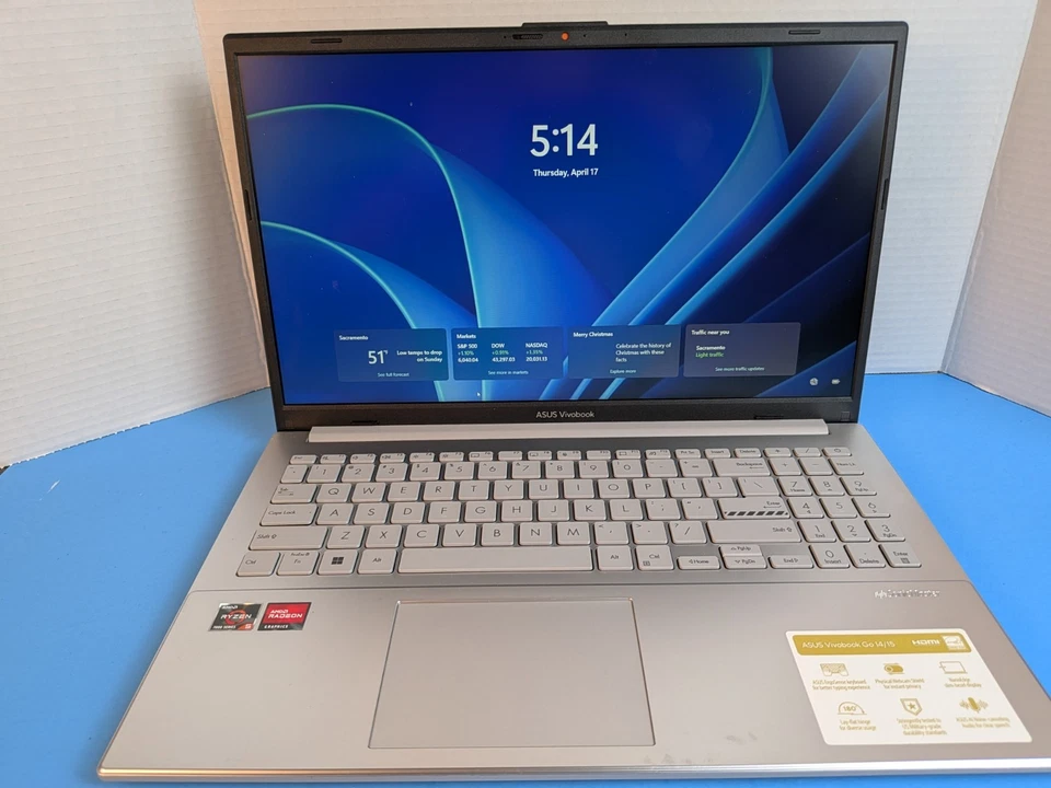 Asus VivoBook 15 15.6" (256GB, Intel Core i7 8th Gen 12GB) Ryzen7 Laptop, Silver - Image 3 of 4