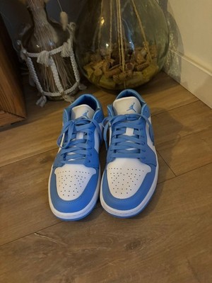 Nike Air Jordan 1 low UNC blau-weiß 
