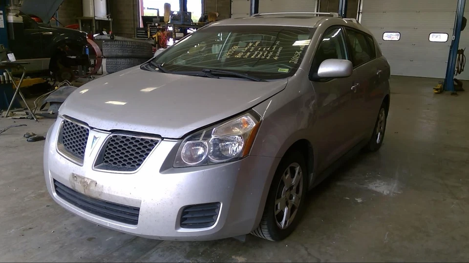 Used Front Left Seat Belt Front fits: 2009 Pontiac Vibe bucket driver retractor Foto 4 de 4