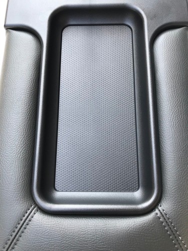 SIERRA CENTER CONSOLE LID ARMREST STORAGE FOLD DOWN JUMP SEAT 99-02 SILVERADO - Picture 5 of 9