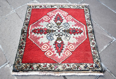 Vintage Turkish Rug 29'' x 31'' Anatolian Kirsehir Rug Hand Knotted Rug Wool Rug