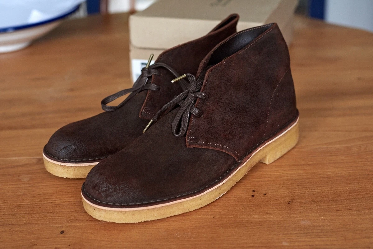 Clarks desert hotsell boots 10.5