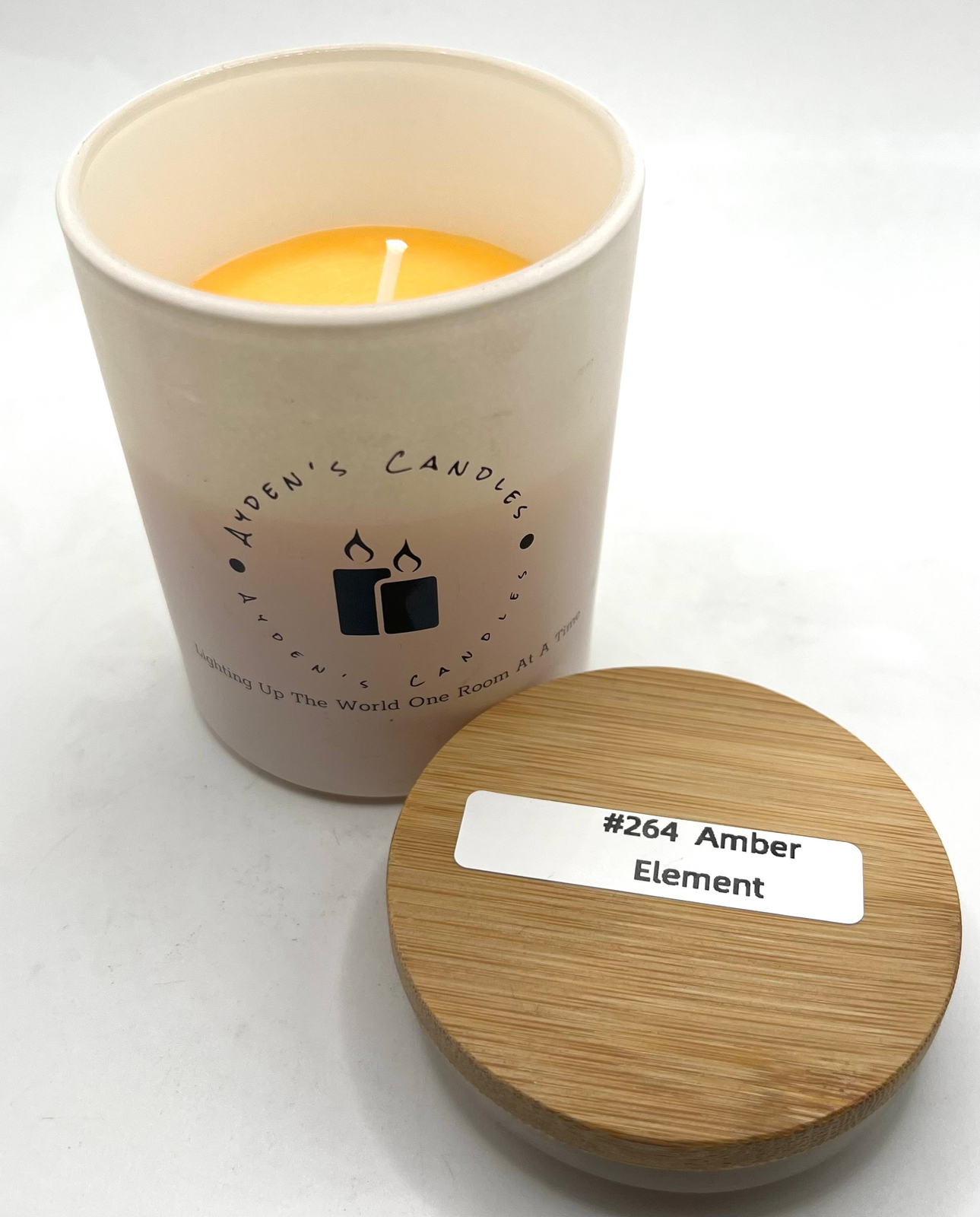 Aydens Amber Element Scented Candle #264 for Cozy Ambiance-image
