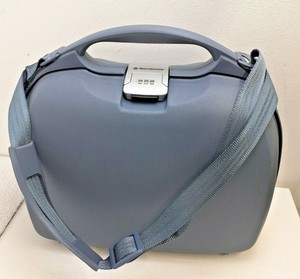 samsonite hard shell vanity case